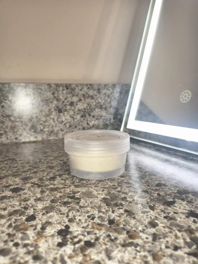 Green Tea Glow Powder Face Mask view 3
